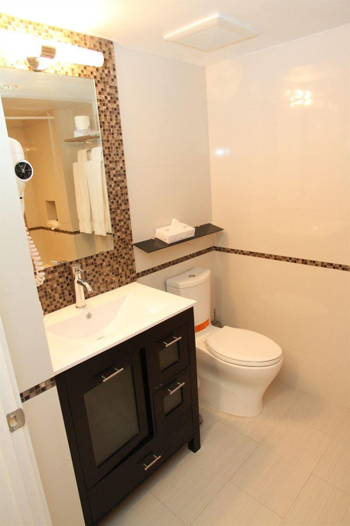 Hotel Chateaubleau Coral Gables
